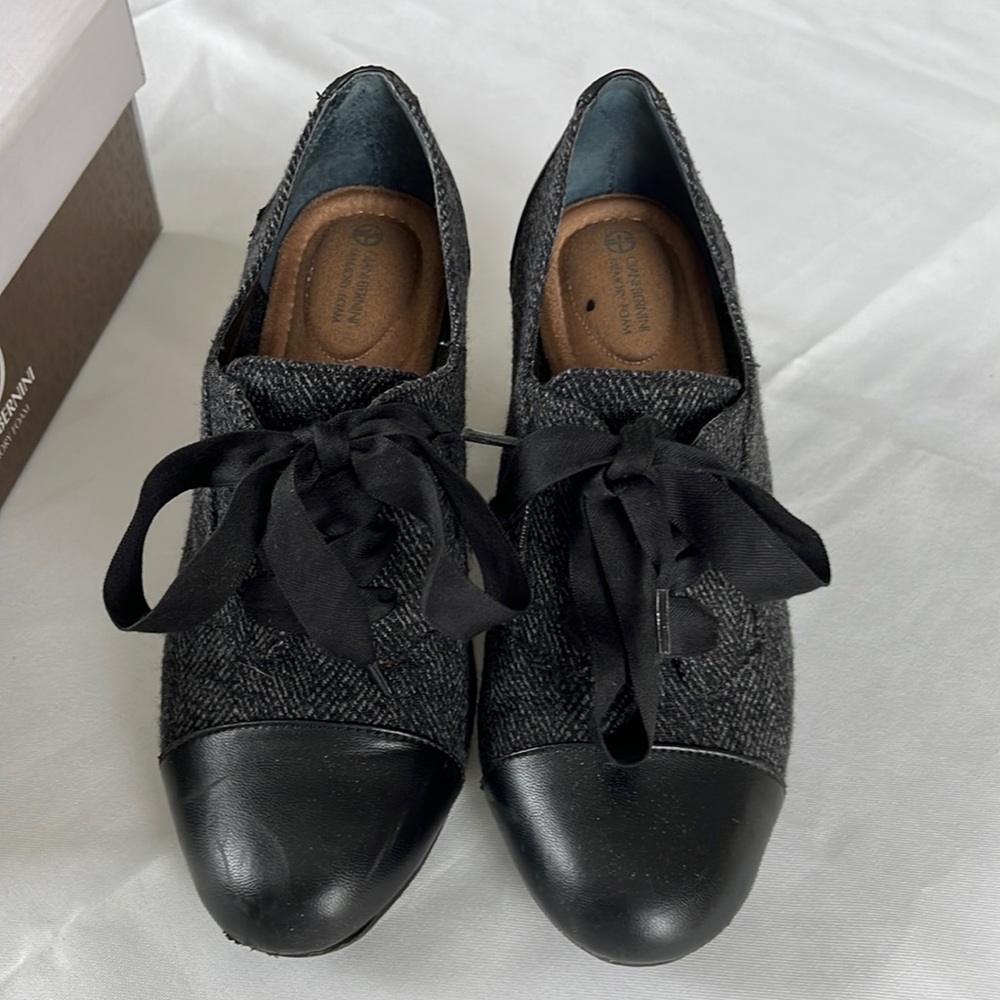 Oxford tweed heels perfect for fall!